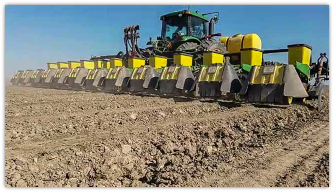 Cajun Ag | Broadcast Sprayer On A Planter